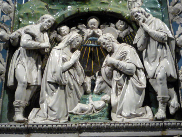 Andrea della Robbia. Natività e adorazione dei pastori.1515 ca. Dett. Chiesa di San Lorenzo. Bibbiena